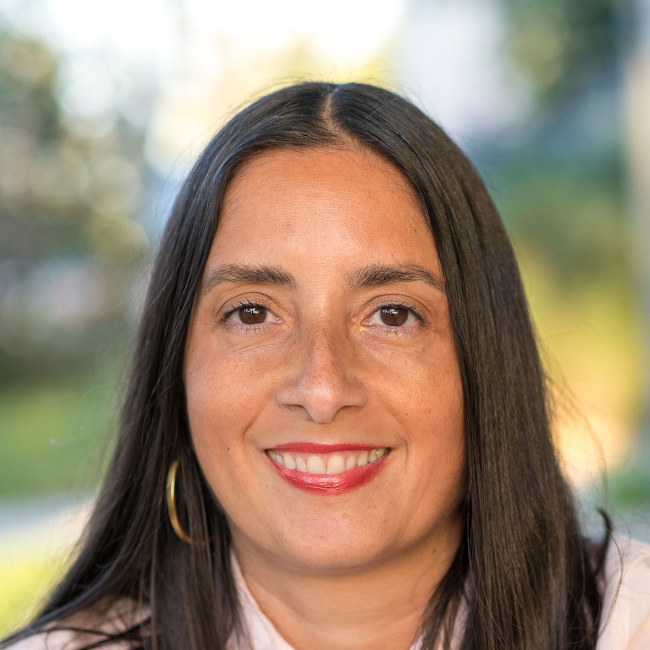 Lilliam Rivera – YA author